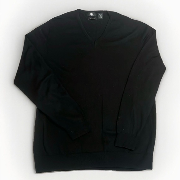Calvin Klein Other - Calvin Klein 100% Extra Fine Merino Wool Black V-Neck Men’s Sweater sz XL VGUC